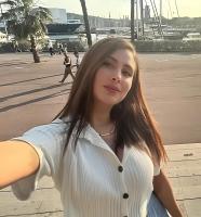 677313954: Chica busca chico en Barcelona