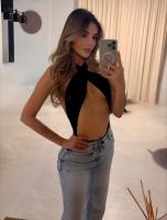 632947034: Chica busca chico en Barcelona