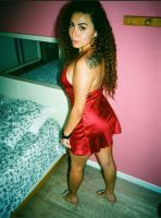 611299835: Chica busca chico en Gerona