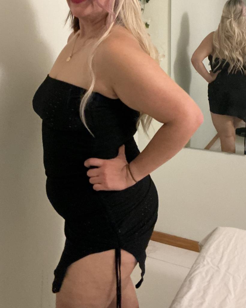 697362914: Chica busca chico en Barcelona