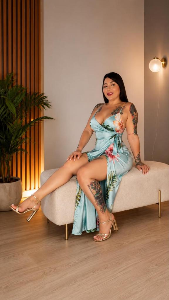 Chica busca chico en Ibiza: Chica busca chico