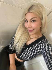 687649141: Chica busca chico en Valencia