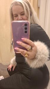 642521769: Chica busca chico en Almería