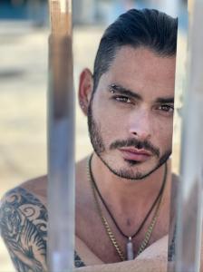 663240498: Chico busca chica en Mallorca