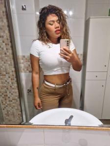 641080441: Chica busca chico en Málaga