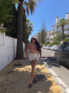 Chica busca chico en Almería: 