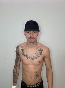 Chico busca chica en Ibiza: 