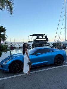 663207952: Chica busca chico en Barcelona