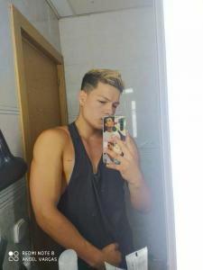 643081635: Chico busca chica en Madrid