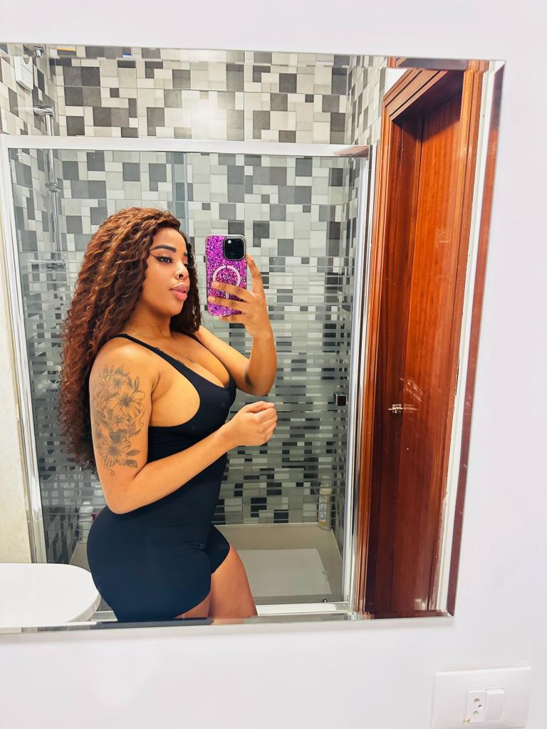 Chica busca chico en La Coruña: 