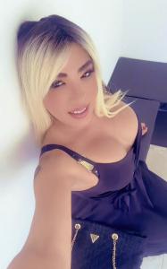 663559110: Transexual en Las Palmas