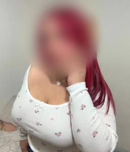 631322953: Chica busca chico en Barcelona