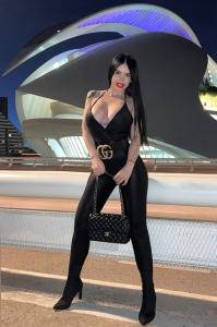 611754743: Chica busca chico en Valencia