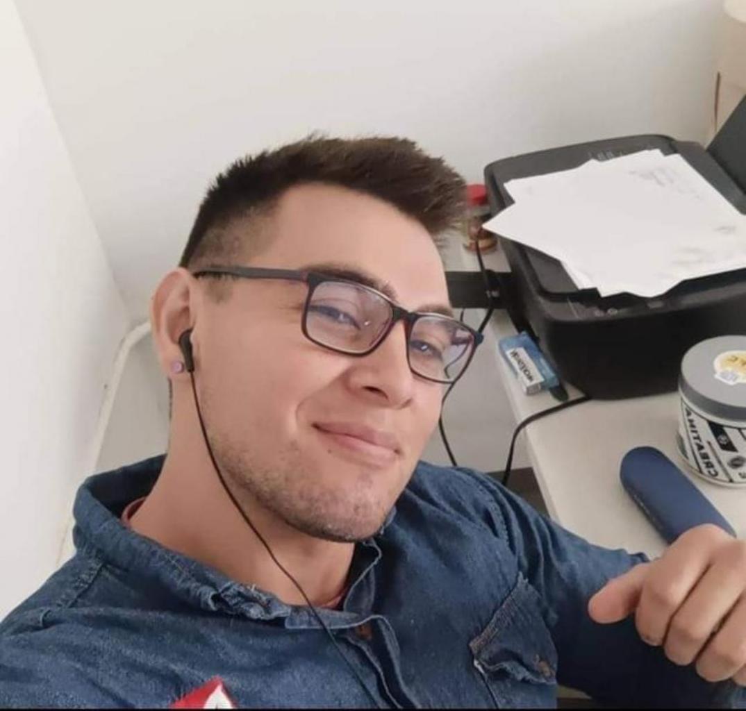 679034217: Chico busca chica en Málaga