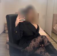 643263179: Chica busca chico en Sevilla