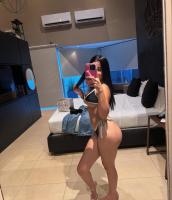 603235616: Chica busca chico en Barcelona