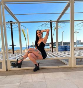 Chica busca chico en Mallorca: 