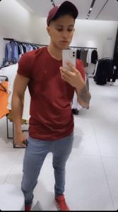 666128170: Chico busca chica en Valencia