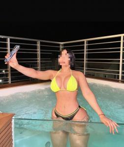 Chica busca chico en Tenerife: 