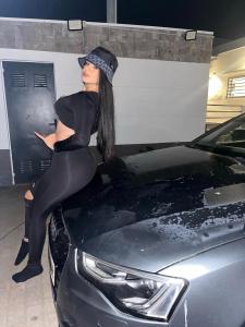 617449607: Chica busca chico en Málaga