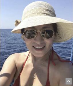 688576966: Chica busca chico en Gerona