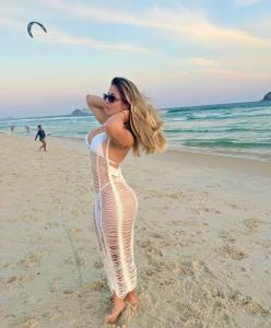 664386705: Chica busca chico en Cádiz