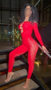 685213056: Chica busca chico en Barcelona