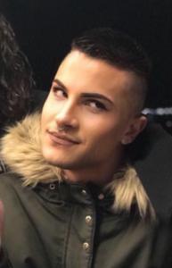 654510462: Chico busca chica en Valencia