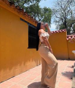 Chica busca chico en Alicante: 