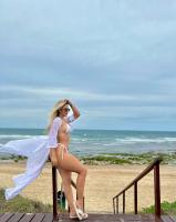 664386705: Chica busca chico en Cádiz