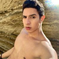 647335856: Chico busca chica en Valencia