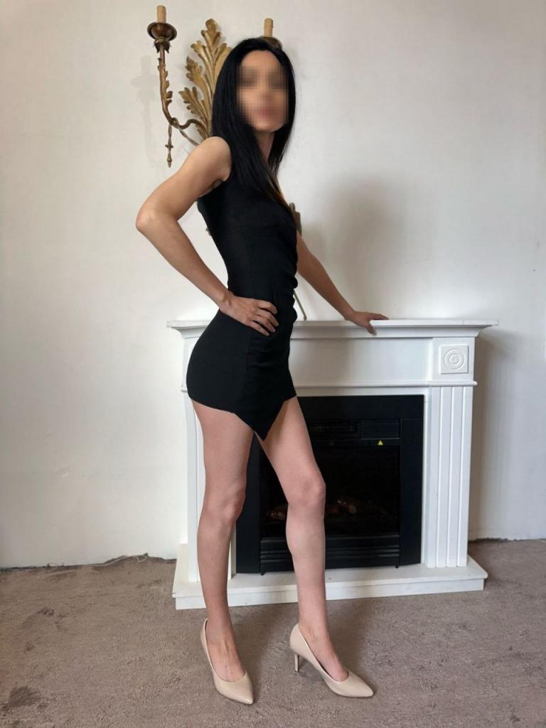 672800950: Chica busca chico en Madrid