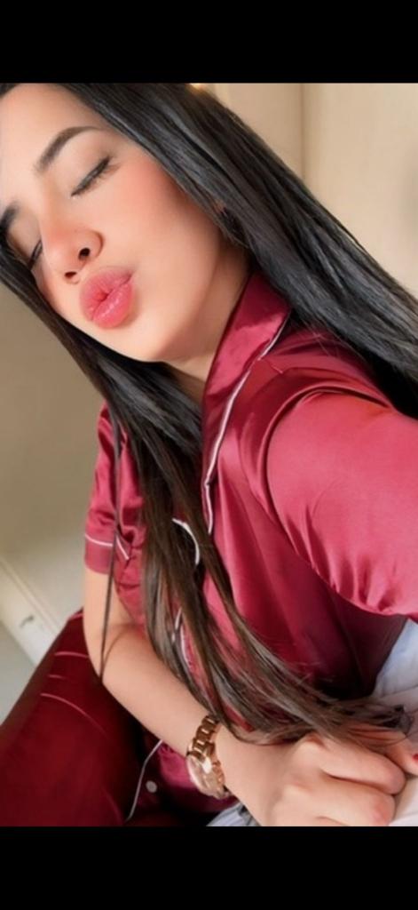 Chica busca chico en Tenerife: 