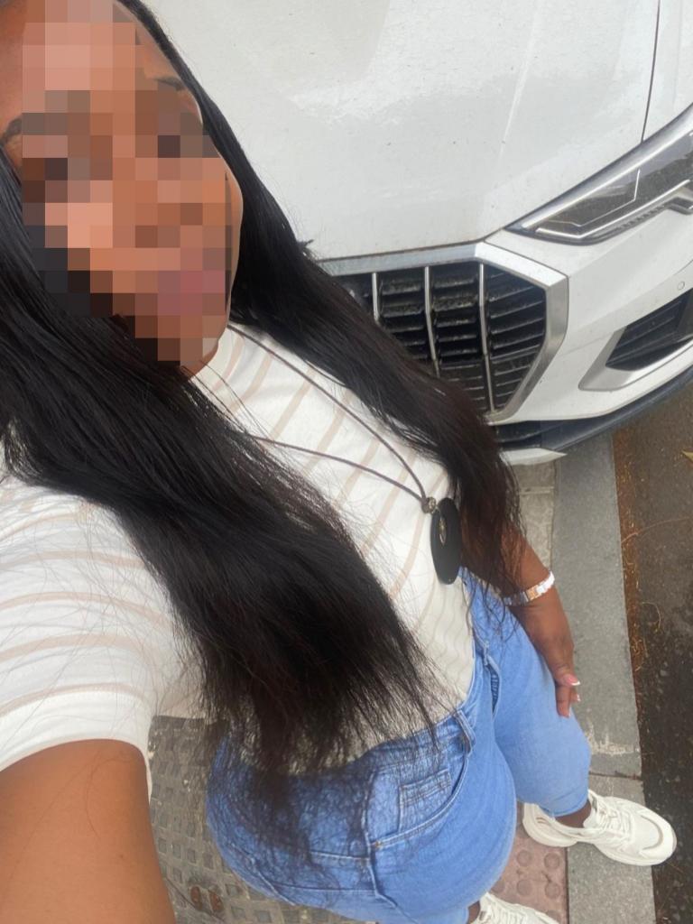 Chica busca chico en Sevilla: 