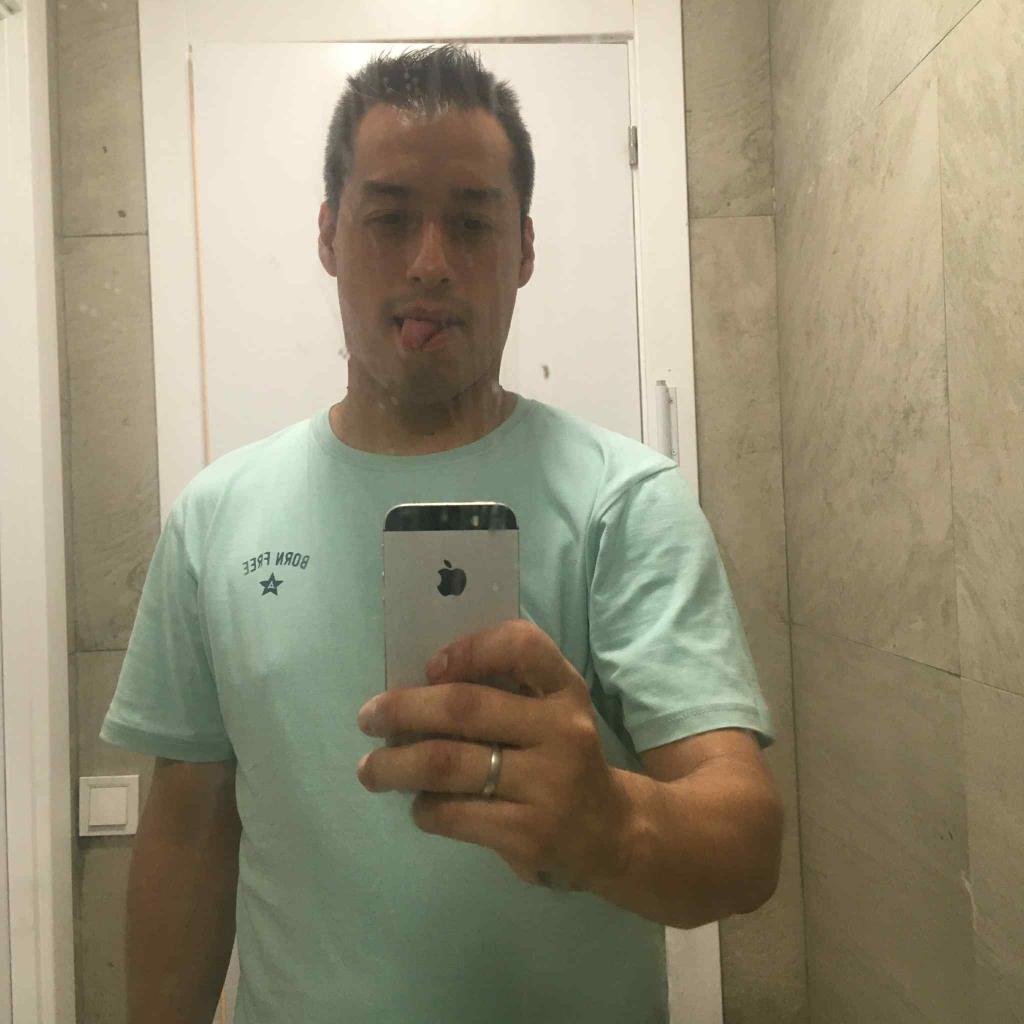627598681: Chico busca chica en Madrid