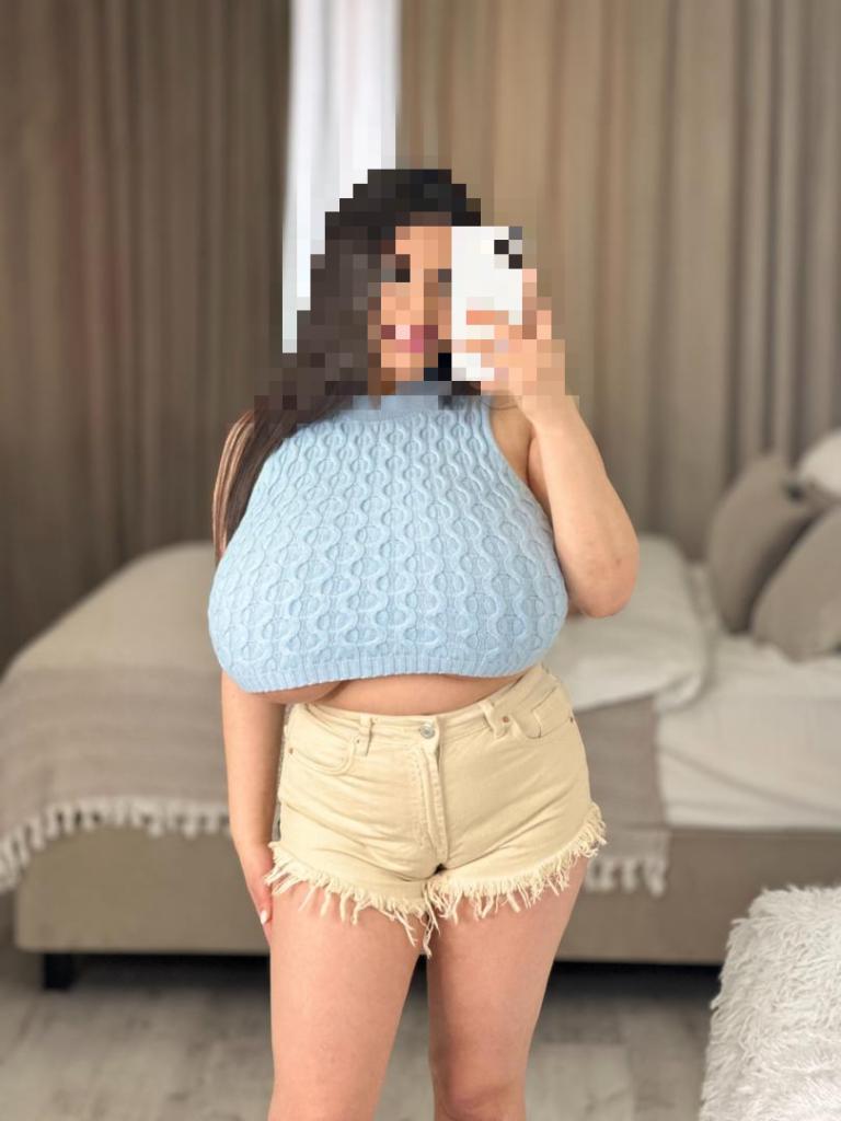 631810260: Chica busca chico en Madrid