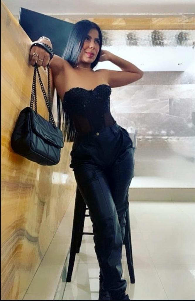 Chica busca chico en Alicante: 