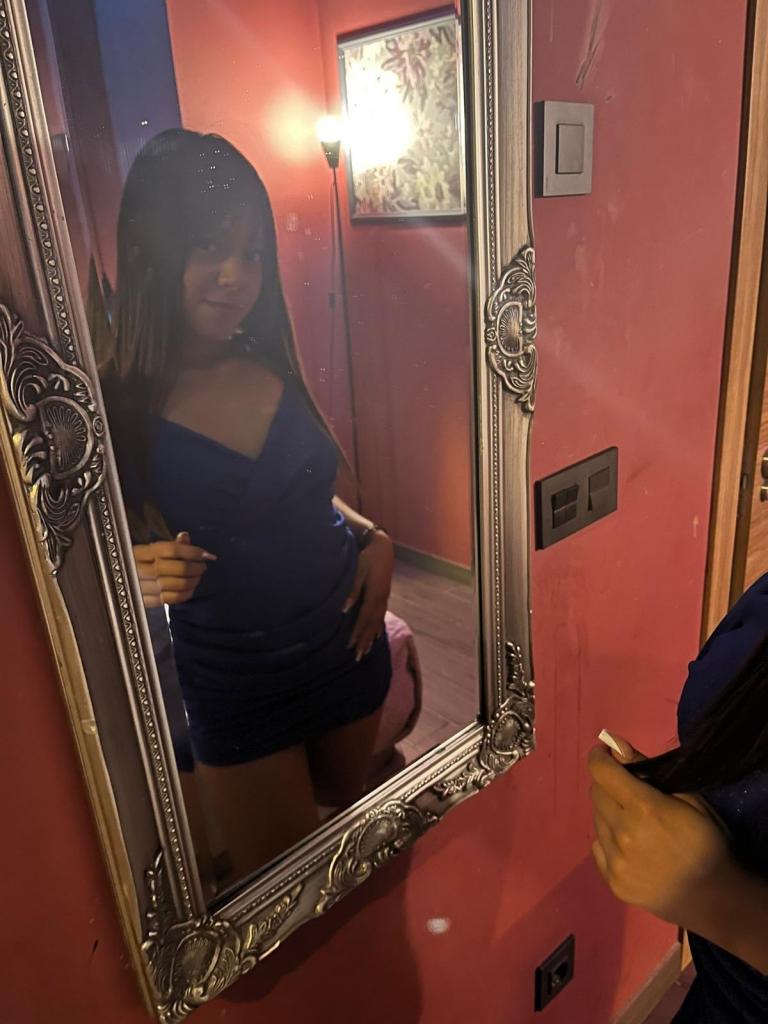 614812890: Chica busca chico en Madrid
