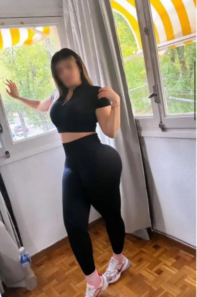 Chica busca chico en Tenerife: 