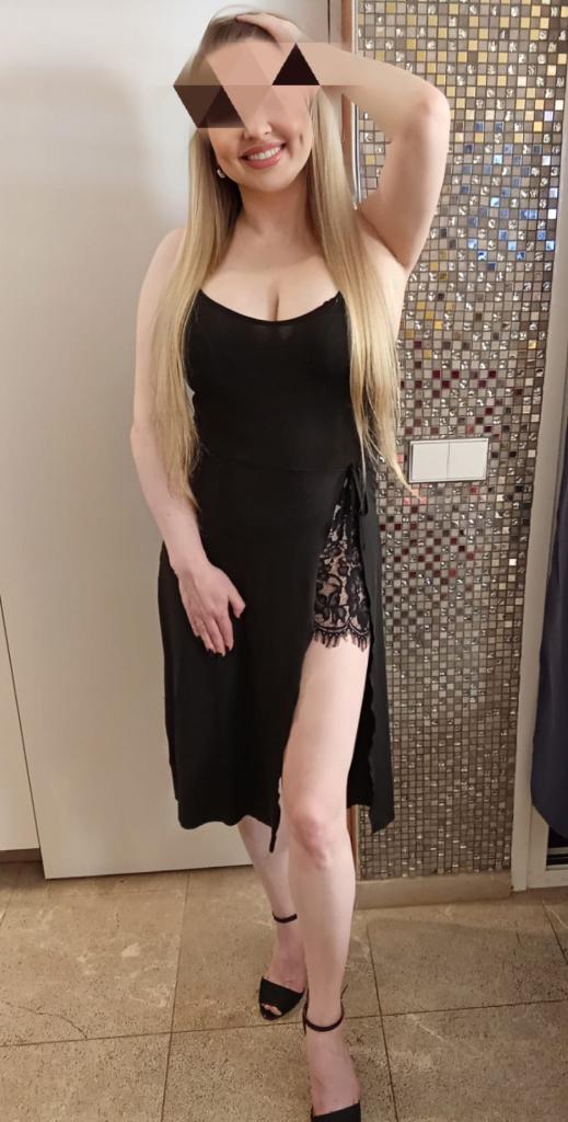 Chica busca chico en Alicante: Chica busca chico