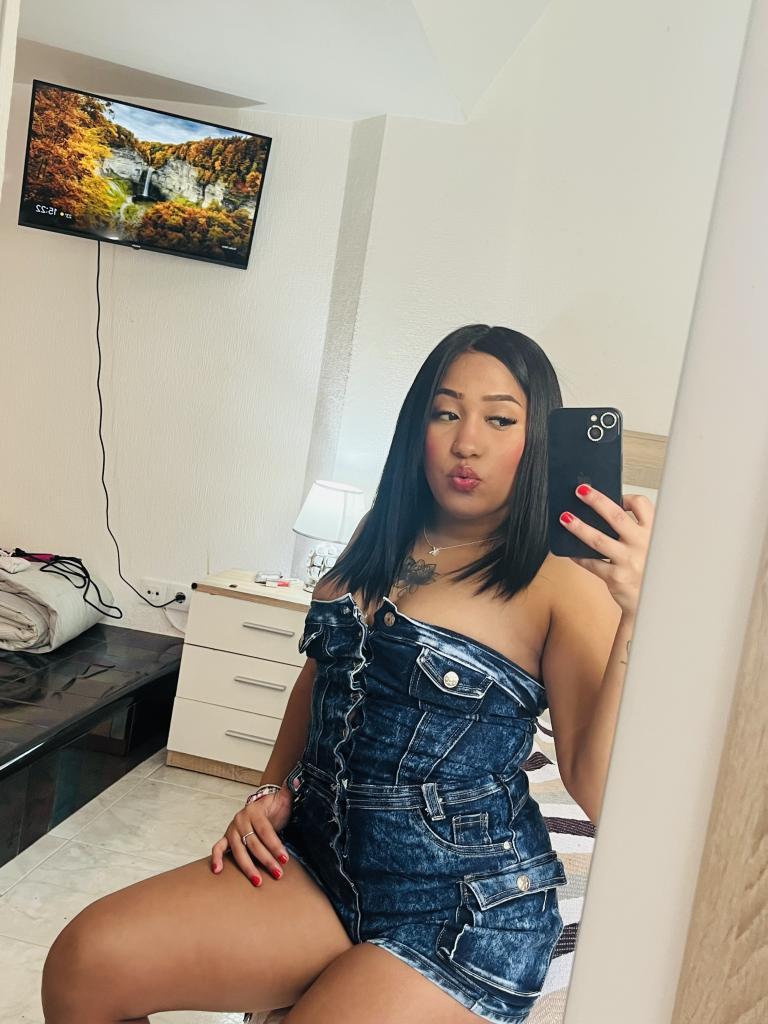 610720525: Chica busca chico en Sevilla