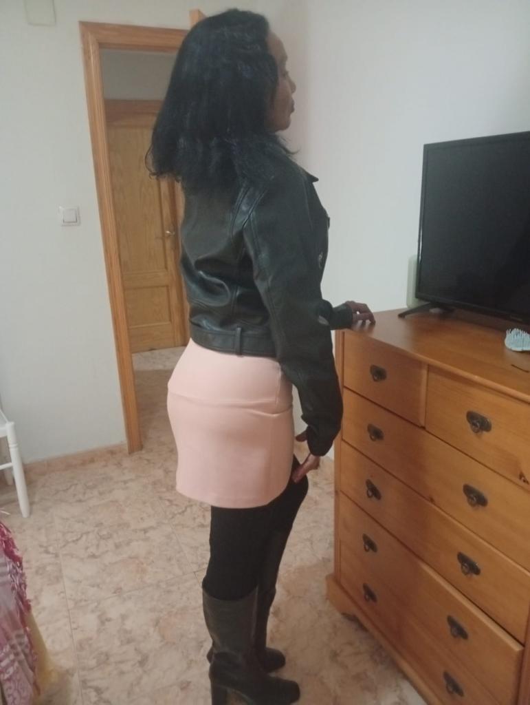 Chica busca chico en Alicante: 
