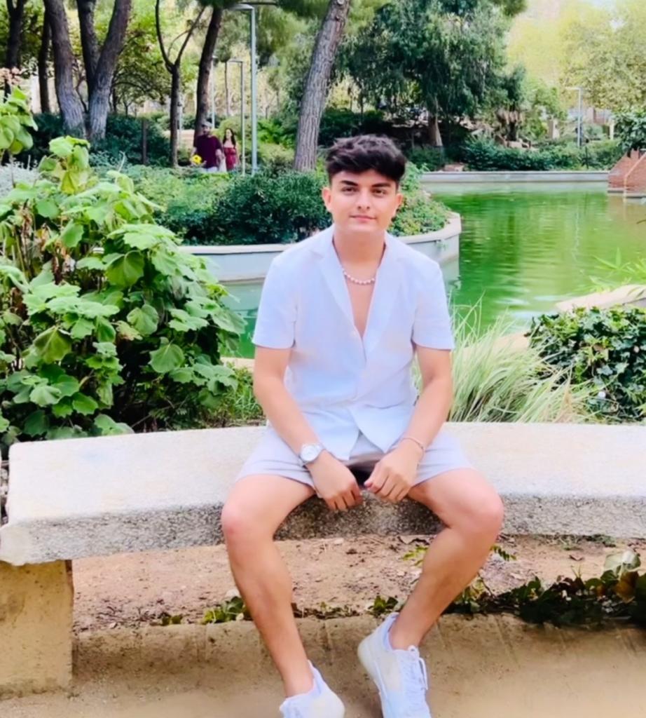 Chico busca chica en Barcelona: 