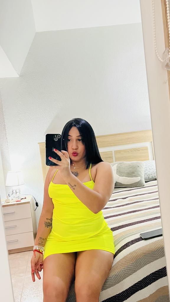 610720525: Chica busca chico en Sevilla