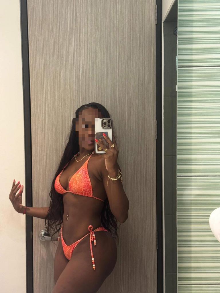Chica busca chico en Tarragona: 