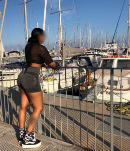 624509575: Chica busca chico en Tenerife