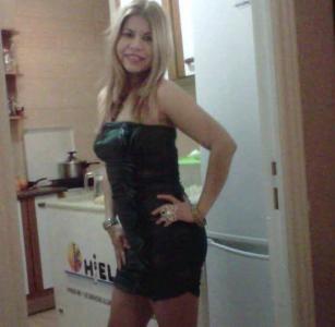 654100343: Chica busca chico en Barcelona