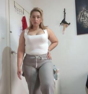 691281130: Chica busca chico en Cáceres