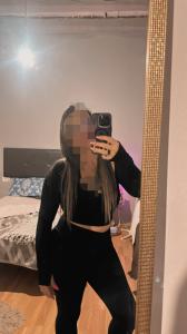 613635993: Chica busca chico en Gerona
