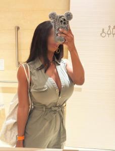 631054894: Chica busca chico en Cantabria
